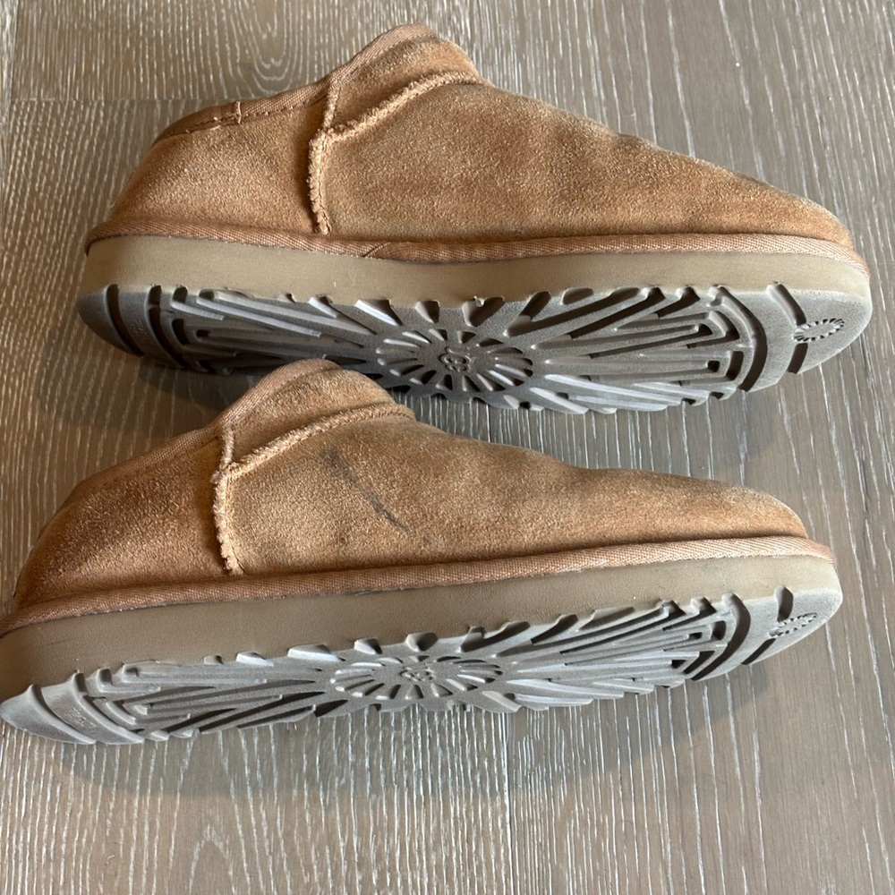 UGG Shearling Lined Boots in Light Beige 084 - Picture 5 of 6